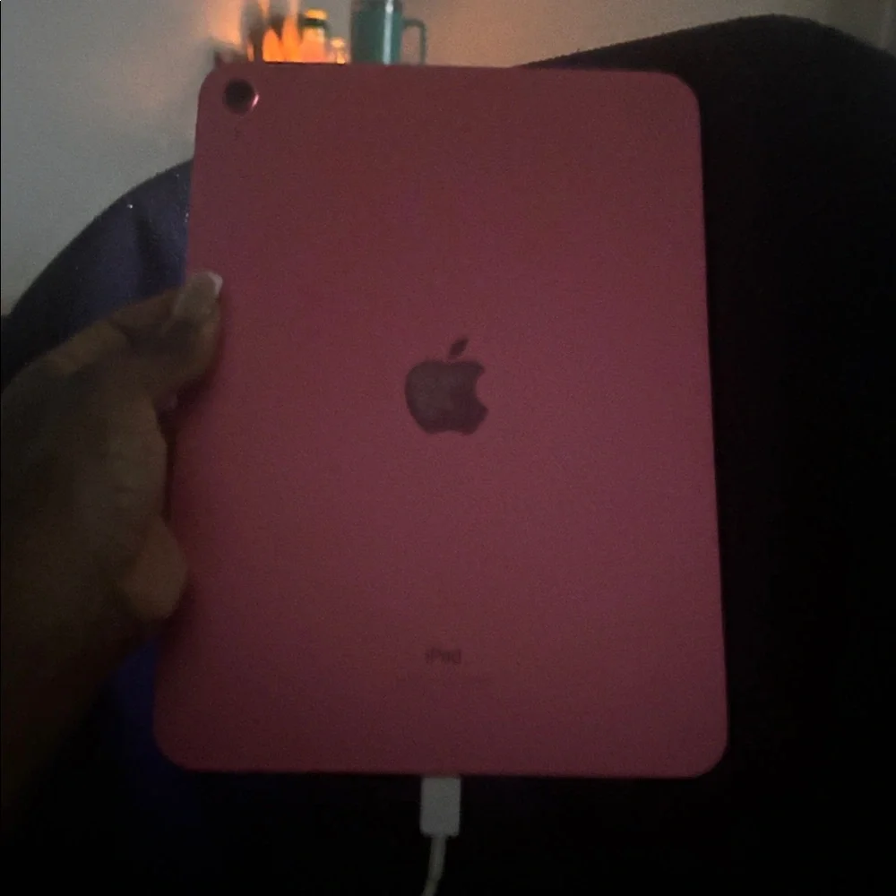 Apple iPad with Black Bezel